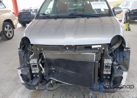 2018 Fiat 500 Pop z USA, uszkodzony, nr VIN 3C3CFFKH7JT528726